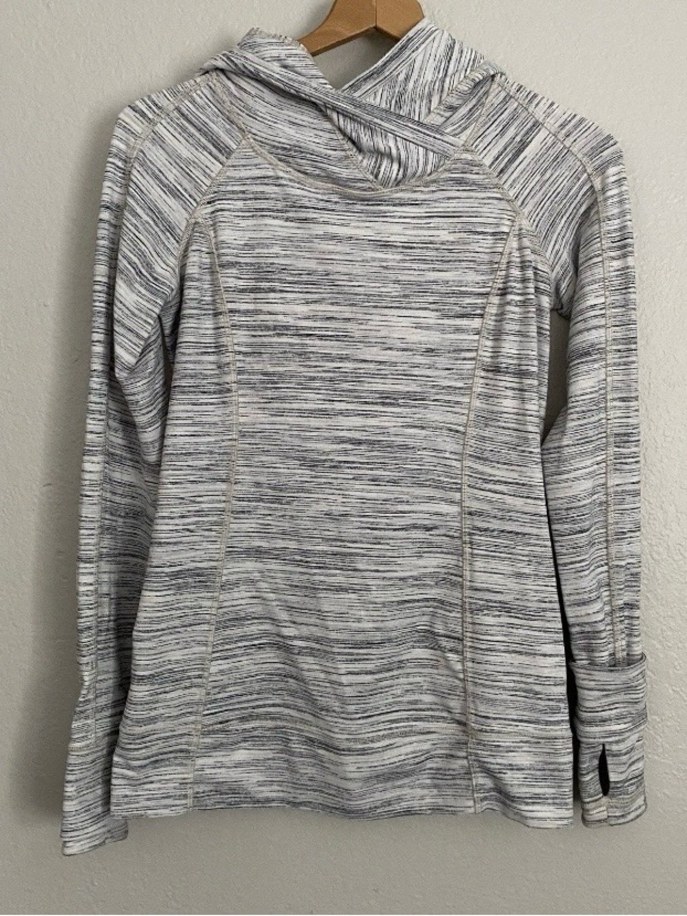 Lululemon Think Fast Hoodie Women's 6 Space Dye Camo White Silver Spoon Running